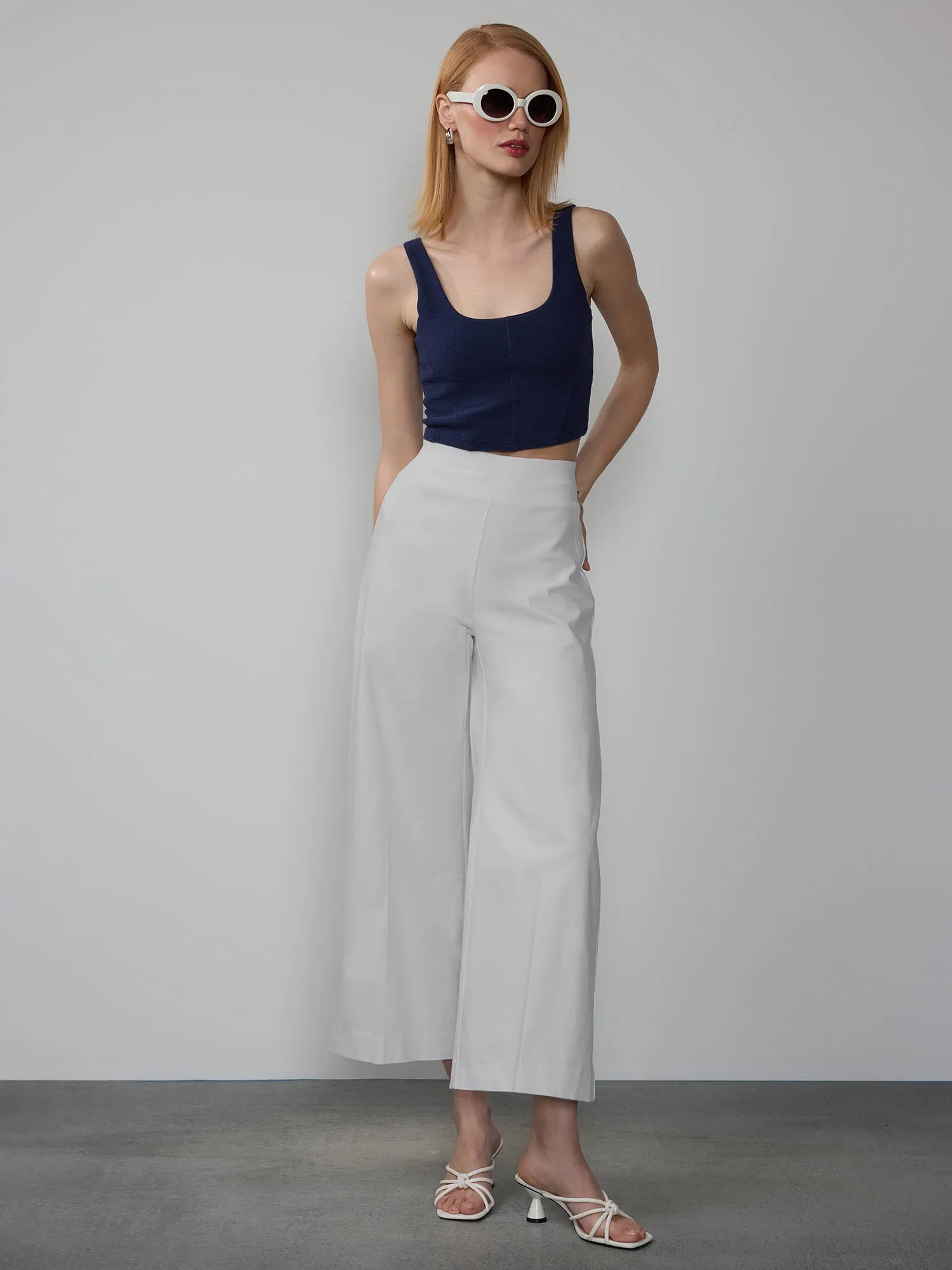 Essential Crop Wide Leg Pant
