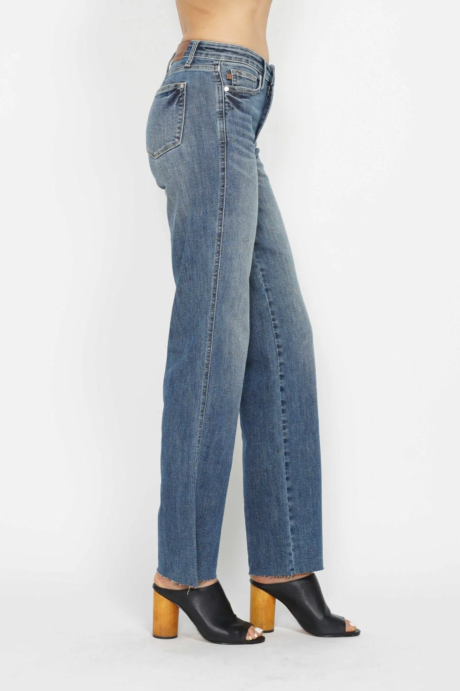 Judy Blue Reg/Plus Mid Rise Tummy Control Vintage Straight Leg Jeans