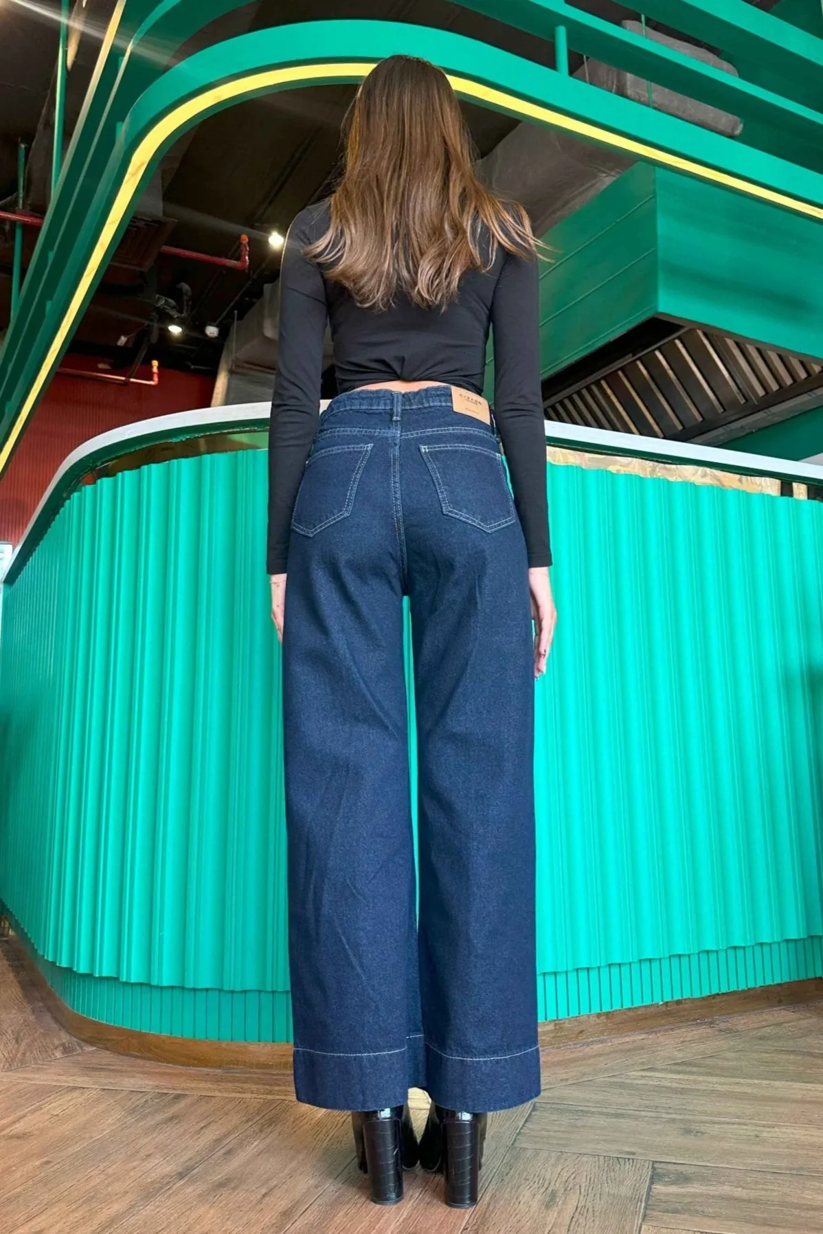 (Pre-Order) Cropped Wide Leg - Navy Blue Wash Jeans.