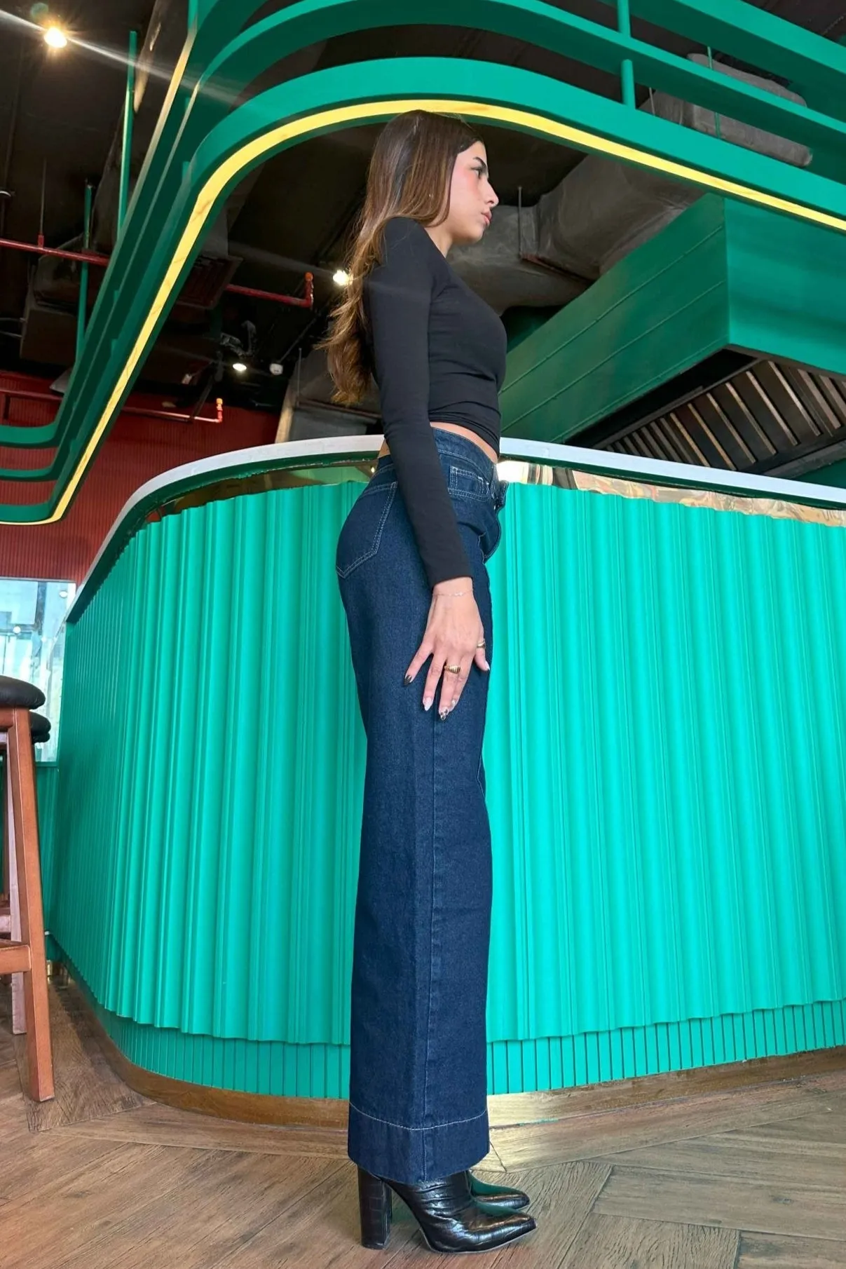(Pre-Order) Cropped Wide Leg - Navy Blue Wash Jeans.