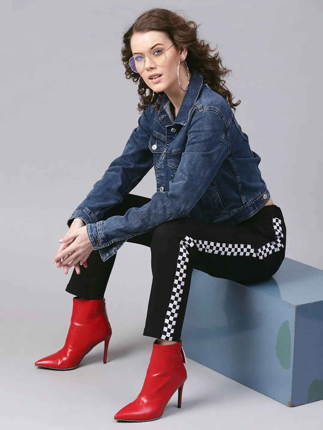 Women Black Tapered Athleisure Pants